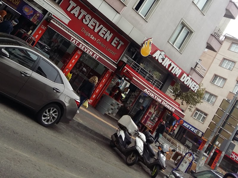 Acıktım Döner restoran fotoğrafı