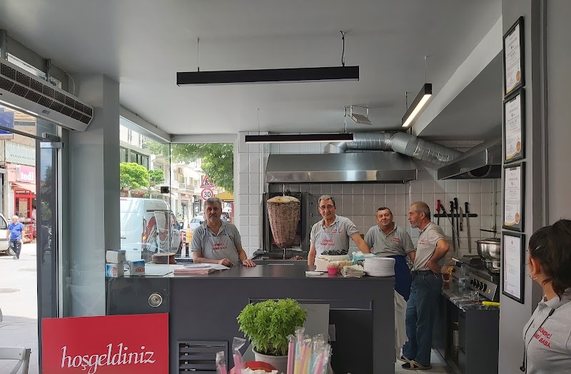 DÖNERCİ HAMDİ USTA restoran fotoğrafı