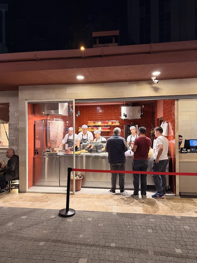 HaBu Döner (Gece Dönercisi) restoran fotoğrafı