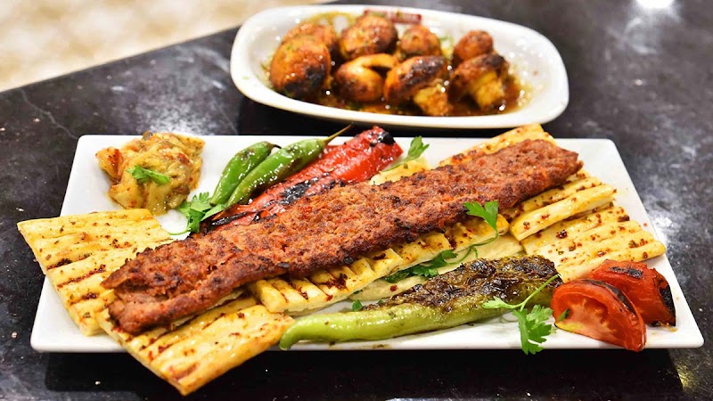 KÖŞEM KEBAP DÖNER LAHMACUN restoran fotoğrafı