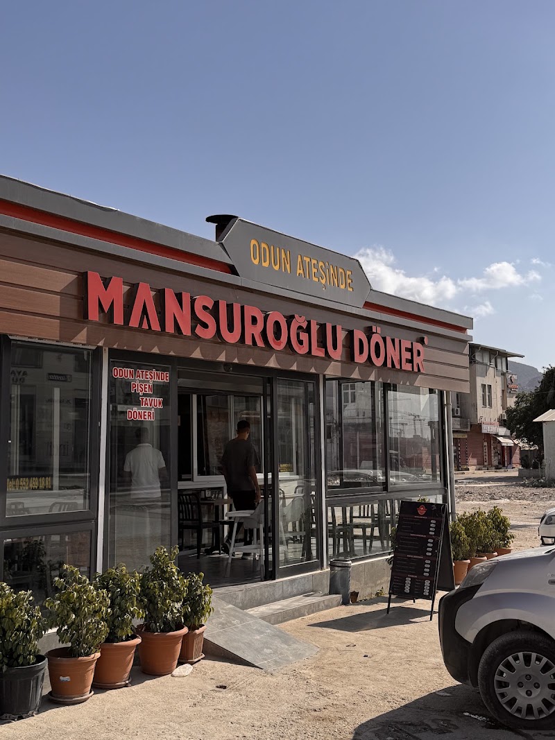 MANSUROĞLU DÖNER restoran fotoğrafı